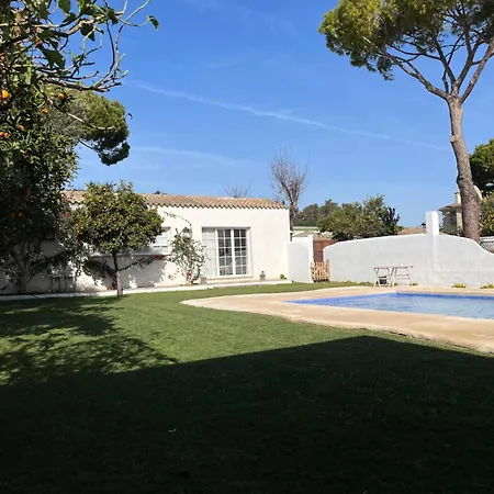 Holiday home Ciudad Ducal Con Piscina Y Jardin